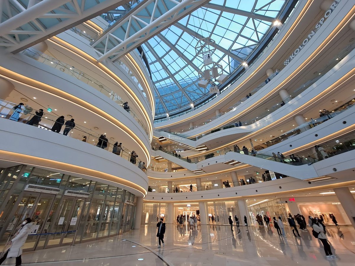 Shopping Mall f